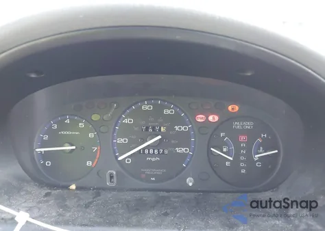 1998 Honda Civic Lx z USA, uszkodzony, nr VIN 2HGEJ6679WH612830